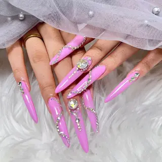 ネイル ENsalon AKIRAのネイルデザイン