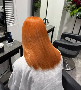 カラー ハイトーン🫀 デザイン🪐yumeのヘアスタイル