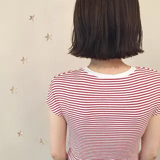 ショート カラー 市川 千夏のヘアスタイル