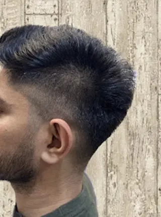 メンズ メンズパーマ特化 伊藤祐一のヘアスタイル