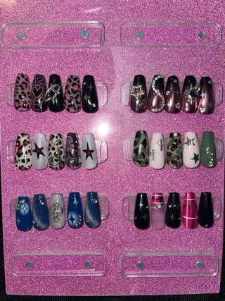 ネイル VENUS BELT AYAKAのネイルデザイン