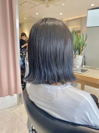 ミディアム カラー ヘアアレンジ 赤み消しグレージュ 🫒ｒｅｏｎのヘアスタイル