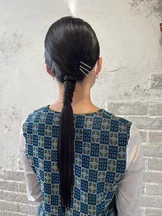 ロング ヘアアレンジ 中堀 遥のヘアスタイル