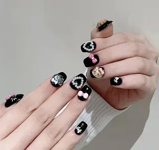 ネイル Pure&Rich Nailのネイルデザイン