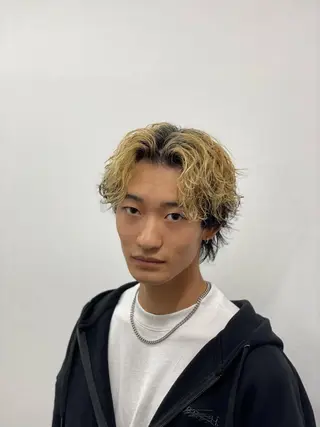 ミディアム 田中 眞人のヘアスタイル
