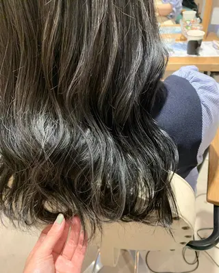 セミロング カラー 高橋 りえのヘアスタイル