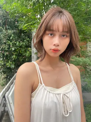 ミディアム カラー 顔周りカット 【オノザワリョウ】のヘアスタイル
