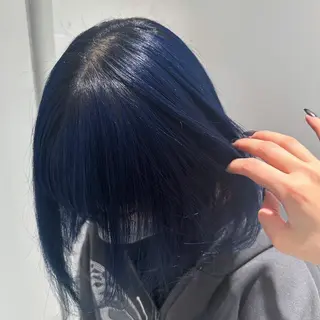セミロング カラー ハッシュカット 田窪珠妃のヘアスタイル