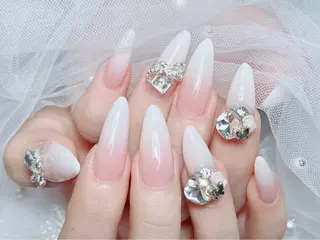 ネイル Naomi nailのネイルデザイン