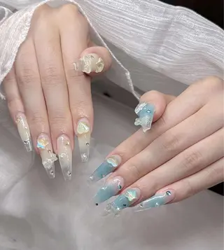ネイル Lee Nailsのネイルデザイン