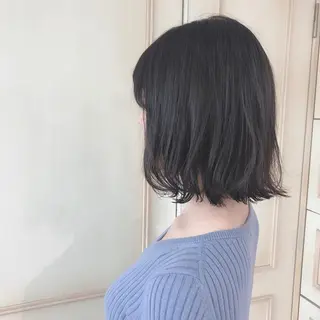 ショート カラー TRENCH　相澤 果歩のヘアスタイル