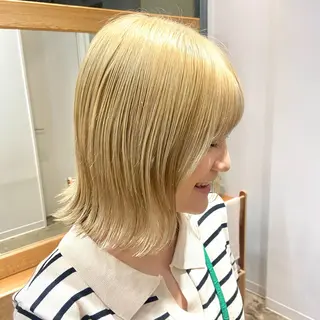 ミディアム カラー ショート/ウルフ ハイトーン/カイセイのヘアスタイル