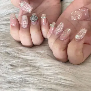 ネイル Nail Salon Gummi.のネイルデザイン