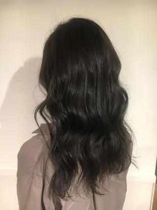 ミディアム カラー 野崎 ひかりのヘアスタイル