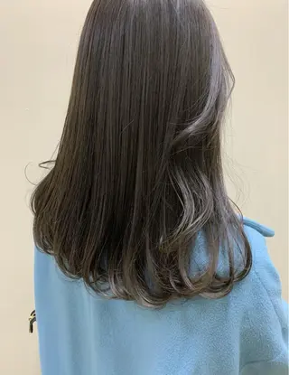 ミディアム カラー ayaka 縮毛矯正レイヤーのヘアスタイル