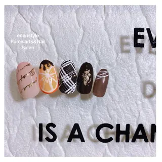 ミディアム ネイル 👑enen style👑のネイルデザイン