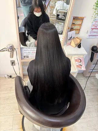 ロング KR2S古市所属・艶カラー🫧/シール エクステRYOKAのヘアスタイル