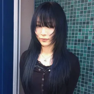 ロング にちか /似合う個性派カラーのヘアスタイル