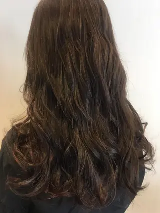 セミロング カラー パーマ ヘアアレンジ 【mokuオーナー】 ちはるのヘアスタイル