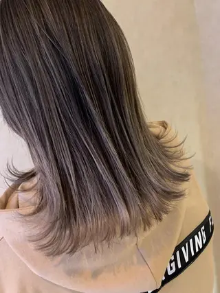 ロング Lit.豊橋 夏目のヘアスタイル