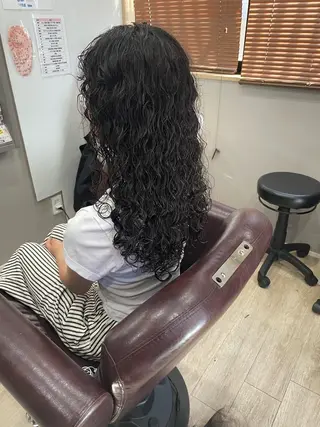ロング パーマ Hair room Leaのヘアスタイル