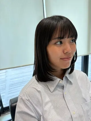 ミディアム 山口 南のヘアスタイル