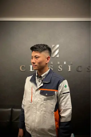 ショート BARBER CLASSICSのヘアスタイル