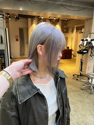 カラー ウルフ/レイヤー/ ブリーチカラーのヘアスタイル