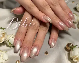 ネイル Bibi所属・石橋 梨音のネイルデザイン