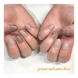 ネイル 🌹 𝕄𝕒𝕚のネイルデザイン