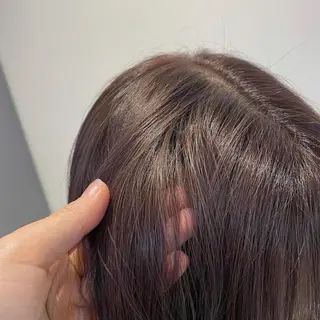 ミディアム カラー サイトウ アカネのヘアスタイル