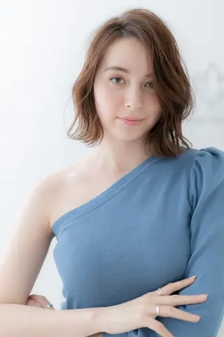 ミディアム BonD hairのヘアスタイル