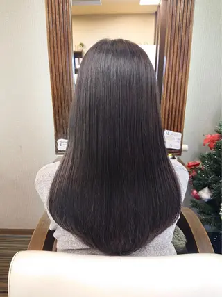 パーマ 山崎 絵莉香のヘアスタイル