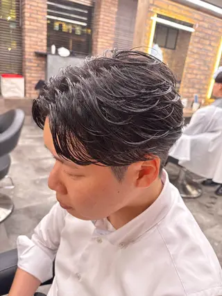 メンズ 🪽直毛男子の救世主 🪽フェザーパーマのヘアスタイル