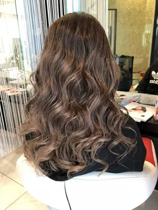 セミロング カラー ヘアアレンジ 大塚 貴之のヘアスタイル