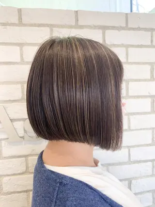 ショート カラー 相原 瞳のヘアスタイル