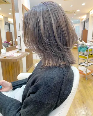 ミディアム カラー 横浜ブリーチムラ直し ハイトーン/ブリーチのヘアスタイル