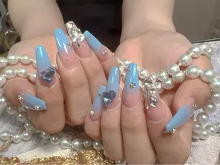ネイル MoaNail🫶 Yoshiのネイルデザイン