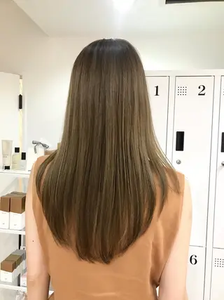 ロング オカダ ノゾミのヘアスタイル