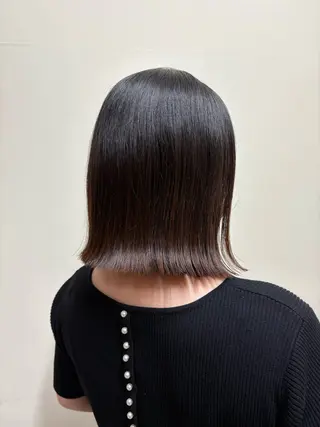 ミディアム ミディアムレイヤー/ 艶カラーNorikaのヘアスタイル