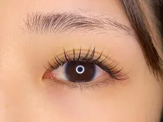 マツエク・マツパ ツインクラブ 研修のネイルデザイン