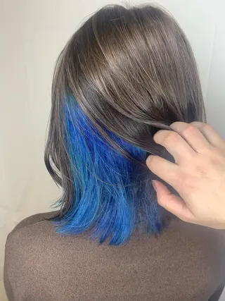 ミディアム SEAM アキホのヘアスタイル