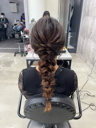 ロング ヘアアレンジ LUXBE LUCE ひなののヘアスタイル