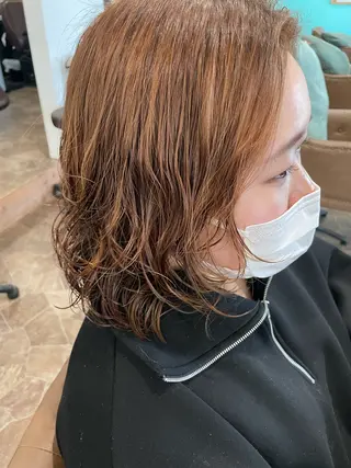 ミディアム パーマ 栗原 里奈のヘアスタイル