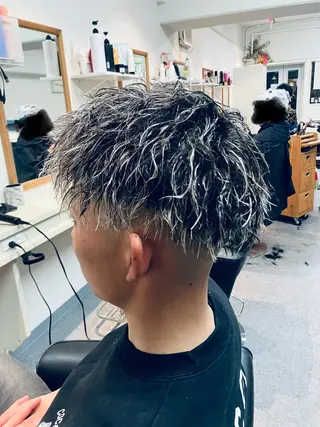 カラー パーマ メンズ メンズ特化/パーマ/ フェードWATARUのヘアスタイル