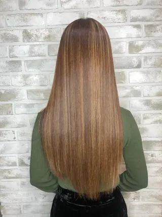 ロング カラー ヘアアレンジ トッチ 艶髪髪質改善のヘアスタイル