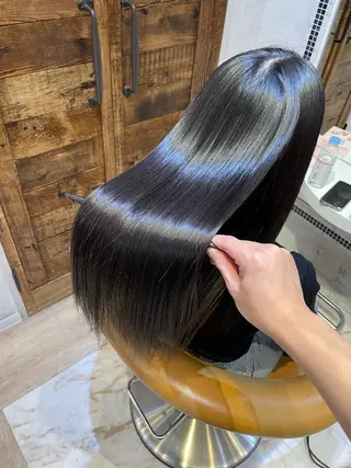 ロング 女性目線の可愛い ハイトーン/楓のヘアスタイル