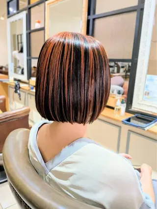ミディアム 友成 星来のヘアスタイル