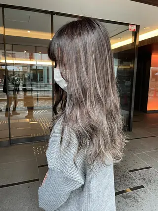 ミディアム カラー 西村あきや トレンド韓国ヘアのヘアスタイル