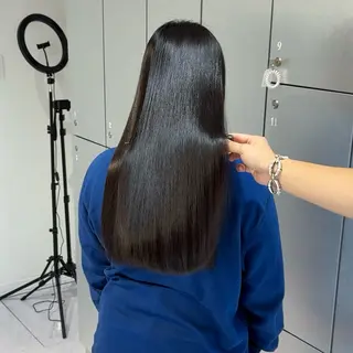 ロング RiA/レイヤーカッ ト/ハッシュカットのヘアスタイル